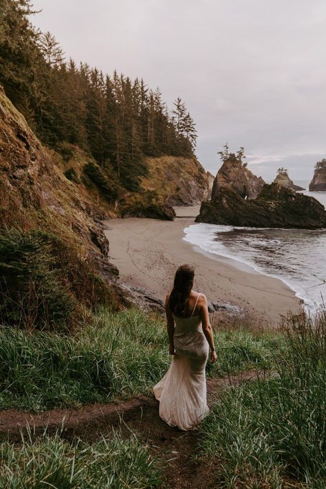 Oregon Photography Locations, Oregon Coast Wedding Photos, Samuel H Boardman Elopement, Oregon Elopement Locations, Oregon Coast Wedding Venues, Arch Cape Oregon, Best Elopement Locations, Dream Elopement, Elopement Guide