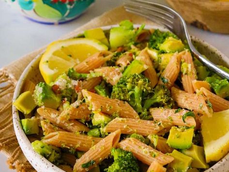 LOW WASTE Broccoli Avocado Pasta with lemon garlic sauce Recipe - Whisk Pasta With Lemon, Lemon Garlic Pasta, Lemon Garlic Sauce, Garlic Sauce Recipe, Avocado Pasta, Toasted Pine Nuts, Low Waste, Penne Pasta, Garlic Sauce