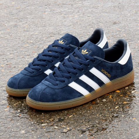 Adidas Munchen, Looks Adidas, Shoe Wishlist, Down The Rabbit Hole, Funky Shoes, The Rabbit Hole, Hype Shoes, Shoe Inspo, Aesthetic Shoes