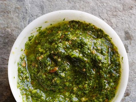 50 things to Make with Pesto. I make a killer pesto, but sometimes I need a little inspiration with what to do with it! Bookmark it! Basil Pesto Recipes, Pesto Recipes, Pasta Al Pesto, How To Make Pesto, Powder Recipe, Food Network Magazine, Nyt Cooking, Pesto Recipe, Pesto Sauce