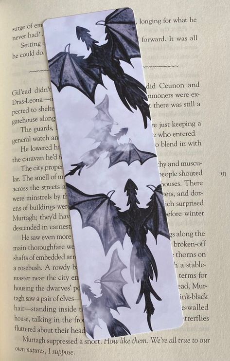 Dragon Bookmark | Fantasy Themed Bookmarks | Romantasy Themed Bookmark | Handmade Bookmarks | Bookish Gifts | Gifts for Readers Paper patterns #paperpatterns Paper patterns printable #paperpatternsprintable Paper patterns templates #paperpatternstemplates Paper patterns design 6.557 Bookmarks For Book Lovers, Cute Wings Drawing, Dragon Book Mark, Bff Bookmarks, Pop Up Bookmark, Things We Never Got Over Bookmark, Fantasy Book Mark Ideas, Fantasy Bookmark Ideas, Drawings For Bookmarks