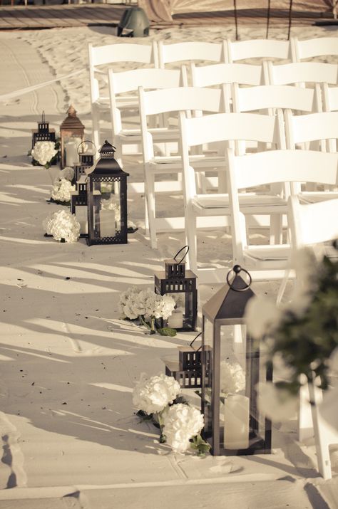 beach wedding aisle Decorate Lantern, Clearwater Beach Wedding, Best Wedding Colors, Aisle Markers, Lantern Ideas, Wedding Beach Ceremony, Beach Ceremony, Event Planning Design, Wedding Beach