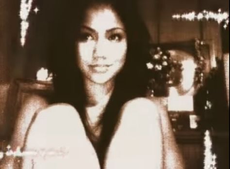 Jhene Aiko Old Selfies, 2000s Pfps, Jhene Aiko Pfp, Jhene Aiko Aesthetic, Big Sean And Jhene, Jhené Aiko, Facebook Header, 2010s Aesthetic, Celebrity Selfies