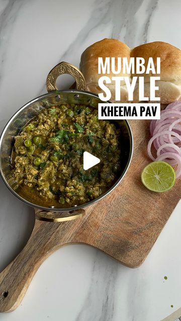 Prachi Agarkar on Instagram: "|Ad| Mumbai style Keema pav ♥️ Ramadan Recipe 🌙 

Mumbai style Keema pav is is a popular breakfast dish found in Mumbai’s Irani cafes. What makes a different is the green masala and green peas in the Keema. 
I I buy my chicken Keema from @licious_foods quality, meat and seafood. I I highly recommend to order it for your Iftar meal.

Recipe 

Green masala pasta 
Handful of coriander leaves
8-10 mint leaves
4 to 5 green chilies, 
1 tablespoon coriander seeds
1 teaspoon cumin seeds
4-5 Black peppercorns
Some ice and water

450 chicken Keema 
3-4 onion chopps 
2 tablespoon ginger, garlic paste 
1/4 cup yoghurt 
2 tablespoon coriander 
Half tablespoon Cumin powder 
1 teaspoon chilli powder 
1 teaspoon garam masala 
Handful of chopped coriander leaves 

Method 
1. Keema Rice Recipe, Methi Keema Recipe, Keema Recipe, Chicken Kheema Recipe Indian, Indian Keema Recipe, Chicken Keema Recipe, Chicken Keema, Coriander Leaves, Green Peas