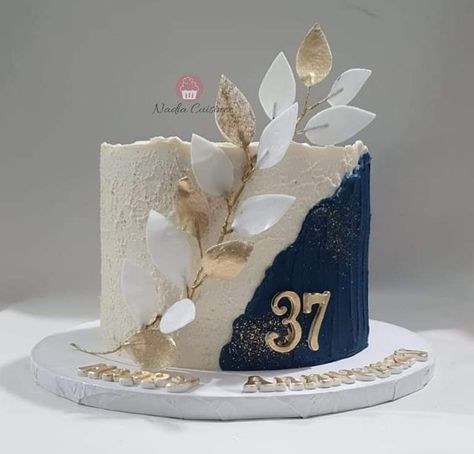 25th Birthday Cake Blue, Cake Ideas Blue, Elegant Cake Ideas, 25th Birthday Cake, Latest Birthday Cake, Girly Birthday Cakes, Professional Cake Decorating, Blue Birthday Cakes, 25th Birthday Cakes