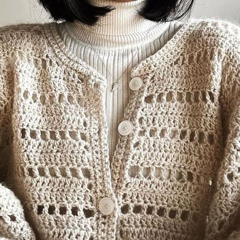 Crochet A Sweater, Easy Crochet Cardigan, Fall Crochet Projects, Crochet Cardigan Tutorial, Crochet Sweater Design, Sweater Rajut, Crochet Stitches Chart, Instagram Pattern, Crochet Cardigan Pattern Free