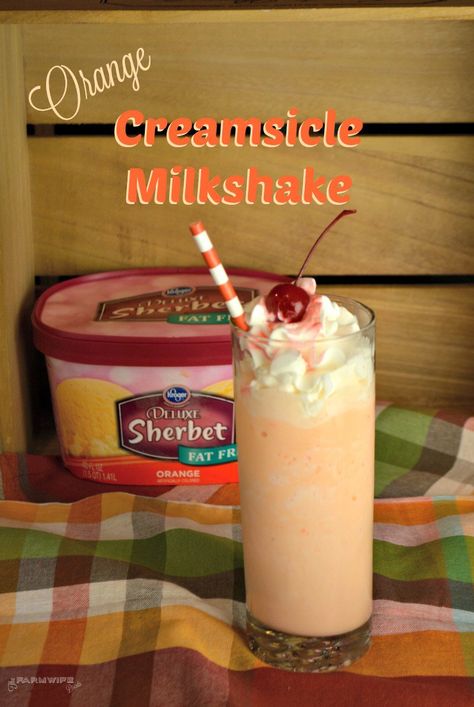 Creamsicle Milkshake Recipe, Orange Creamsicle Shake, Orange Creamsicle Milkshake, Creamsicle Recipes, Orange Milkshake, Creamsicle Milkshake, Milkshake Recipe Easy, Sherbet Punch, Best Milkshakes