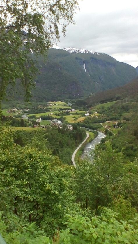 Mountains between Lom and Solvorn, Norway. Solvorn Norway, Natural Scenery, Norway, Country Roads, Favorite Places, Road, Photo And Video, Nature