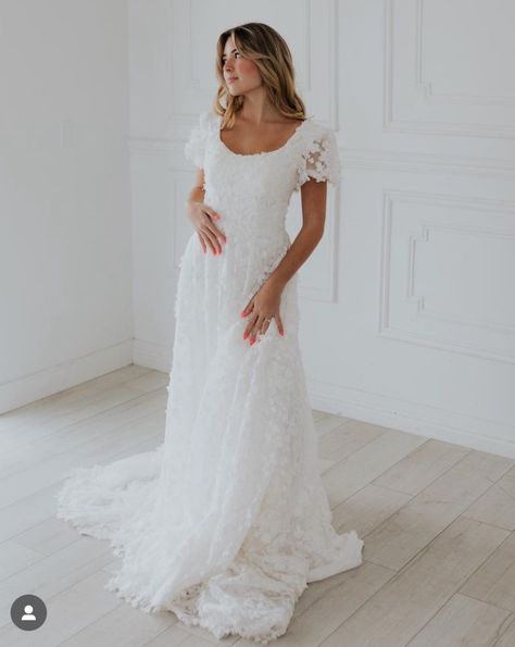 Unique Wedding Dresses Sleeveless, Modest Flower Wedding Dresses, Short Sleeve Aline Wedding Dress, Wedding Dresses Lace Modest, Wedding Reception Dress Modest, Cuff Sleeve Wedding Dress, Aesthetic Modest Wedding Dress, Simple Wedding Dresses With Short Sleeves, Wedding Dresses Simple Sleeves