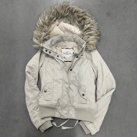 Hollister Cargo Fur Hooded Jacket

Literally the... - Depop Tight Zip Up Jacket Outfit, Fall Jacket Aesthetic, Cute Winter Jackets Aesthetic, Cute Winter Hoodies, Jackets With Fur, Jacket Fur, Winter Coats Aesthetic, Jacket With Fur, Y2k Hooded Jacket For Winter