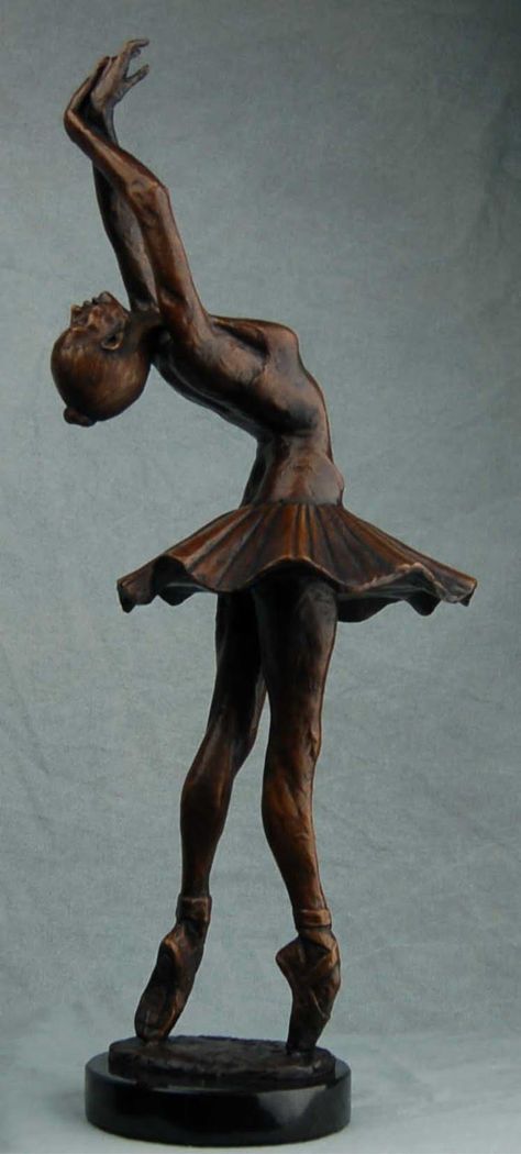 Adam Reeder - Ballet Dancer Statue, Ballet Drawings, Best Dancer, Academy Of Art University, The Royal Ballet, Art University, Royal Ballet, En Pointe, Pottery Sculpture