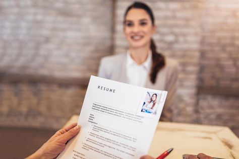 Your resume is the one thing separating you from your next job. Read expert tips on how to put your best self forward in 2019 by the people who are hiring. First Resume, Business Analyst Resume, Resume Advice, Functional Resume, One Page Resume, Resume Writing Tips, Resume Writing Services, Resume Maker, Resume Writer