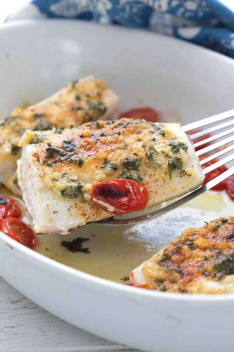 Baked Halibut Recipe Halibut Recipes Baked, Keto Fish Recipes, Keto Meats, Baked Halibut, Low Carb Seafood, Halibut Recipe, Dairy Free Keto Recipes, Garlic Baked, Keto Fish