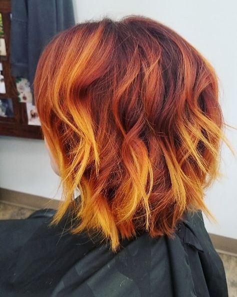 Hair color flames or fire Flame Hair Dye, Short Sunset Hair, Fire Ombre Hair Short, Sunset Hair Color Short, Fire Hair Color Short, Flame Hair Color, Fire Ombre Hair, Fire Hair Color, Orange Ombre Hair