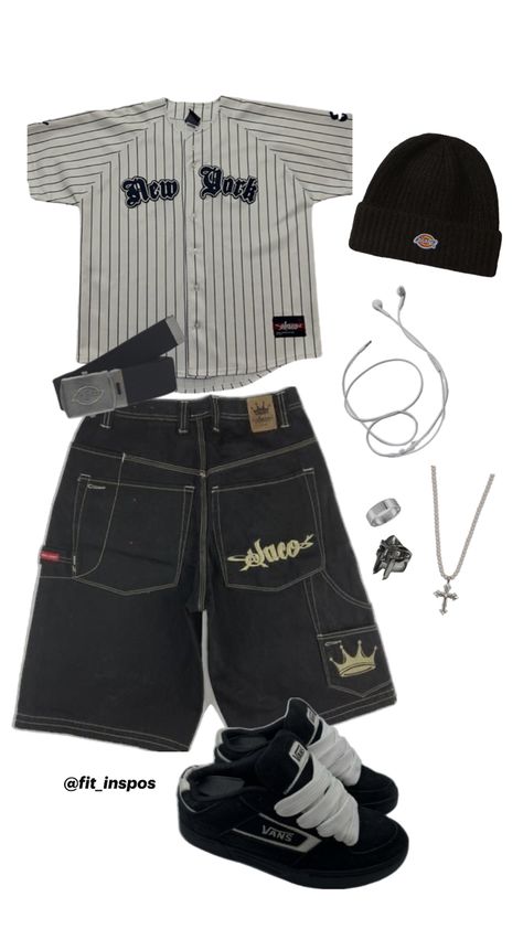 JNCO DICKIES VINTAGE Youthful Outfits, Masculine Outfits, Billie Eilish Outfits, Outfits 2000s, Outfits For Men, Street Fashion Men Streetwear, Outfit Inspo Casual, Cool Outfits For Men, Swaggy Outfits