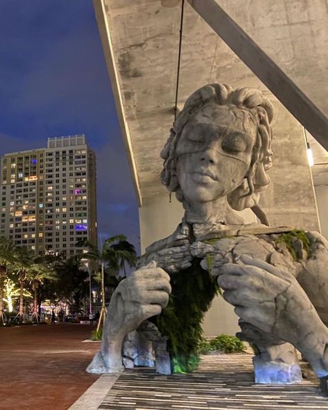 Urban Furniture Design, Large Scale Art, Concrete Sculpture, Fort Lauderdale Florida, Artistic Installation, Reinforced Concrete, Cool Pictures Of Nature, Residential Building, Fort Lauderdale