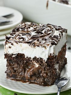 Marshmallow Chocolate Poke Cake - OMG Chocolate Desserts Marshmallow Chocolate, Chocolate Poke Cake, Decadent Chocolate Desserts, Poke Cake Recipes, Decadent Chocolate Cake, Poke Cakes, Chocolate Marshmallows, A Piece Of Cake, Poke Cake