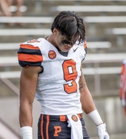 Joe Borrow, Bengals Football, Nfl Football Players, Sports Boys, Football Love, Man Crush Everyday, American Football Players, Football Boys, Football Nfl