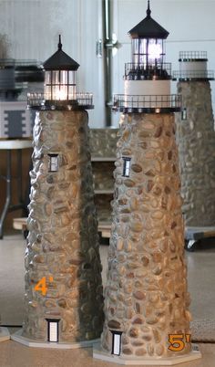 Beautiful lawn lighthouses made stone and mortar. No two lighthouses are alike. You choose the type of beacon, including solar and revolving lights. Even the windows can light up. Diy Lighthouse Outdoor, Lighthouse Reference, Diy Lighthouses, Stone Lighthouse, Yard Lighthouse, Garden Lighthouse, Lighthouse Woodworking Plans, Solar Lighthouse, Diy Lighthouse