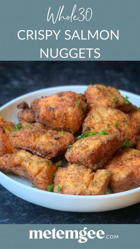 Salmon Nuggets, Fried Salmon Recipes, Salmon Fried, Salmon Appetizer Recipes, Seasoned Salmon, Salmon Bites Recipe, Gluten Free Salmon, Crispy Salmon, Salmon Bites