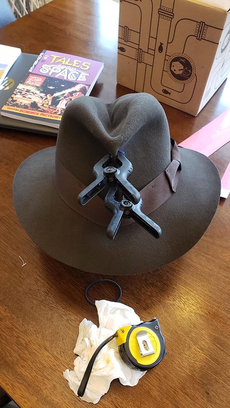 Indiana Jones Fedora, Jones Aesthetic, Indiana Jones Hat, Mens Hats, Rain Hat, Felt Fedora, Indiana Jones, Felt Hat, Hat Band