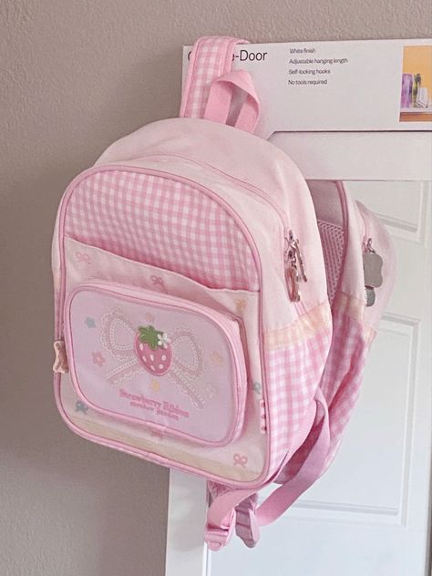 Hat Aesthetic, Me Core, Kawaii Bags, Kawaii Backpack, Soft Cute, Kawaii Accessories, Cute Backpacks, Kawaii Aesthetic, Pretty Bags