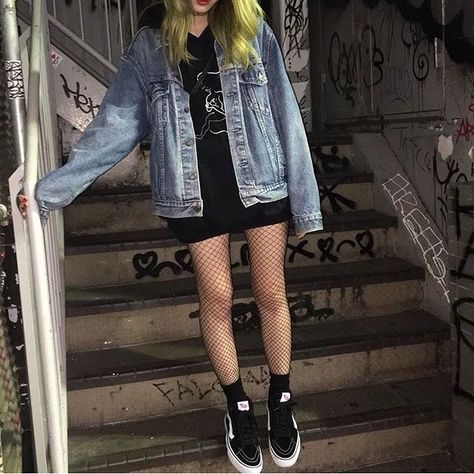 Styl Grunge, Mode Ulzzang, Punk Pants, Goth Outfit, 일본 패션, K Fashion, Grunge Look, Hipster Outfits, Tumblr Outfits