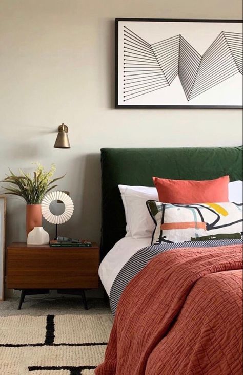 Colourful Guest Bedroom, Funky Guest Room, Simple Eclectic Bedroom, Eclectic Bedroom Design, Minimal Bedroom, Bedroom Bliss, Relaxing Bedroom, Eclectic Bedroom, Spare Bedroom