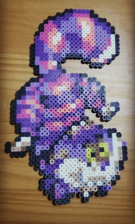 Peter Beads, Disney Beads, Hama Disney, Cat Alice In Wonderland, Cheshire Cat Alice In Wonderland, Cross Stitch Sampler Patterns, Easy Perler Bead Patterns, Perler Creations, Melty Bead Patterns