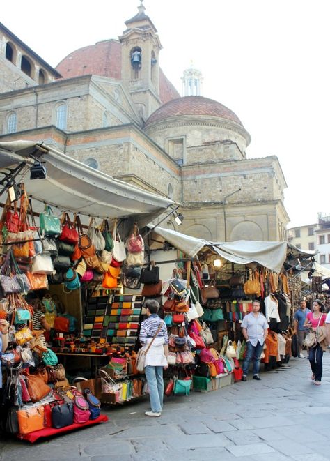 {Trip Report} Florence, Italy San Lorenzo Market, Florence Travel, Hi Sugarplum, Firenze Italy, Toscana Italia, People Walking, Places In Italy, Italy Trip, Montepulciano