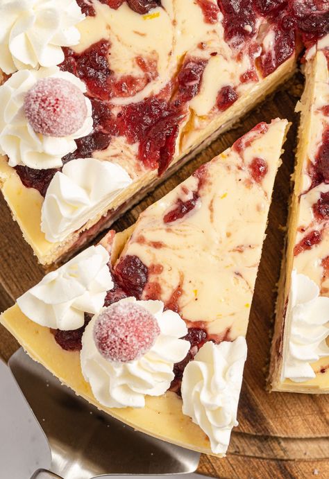 Orange Cranberry Cheesecake, Pumpkin Cranberry Cheesecake, Cranachan Cheesecake, Cheesecake With Sugared Cranberries, Cheesecake Cranberry, Cranberry Cheesecake Recipes, Cranberry Orange Cheesecake, Cranberry Cheesecake, Pumpkin Oatmeal Cookies