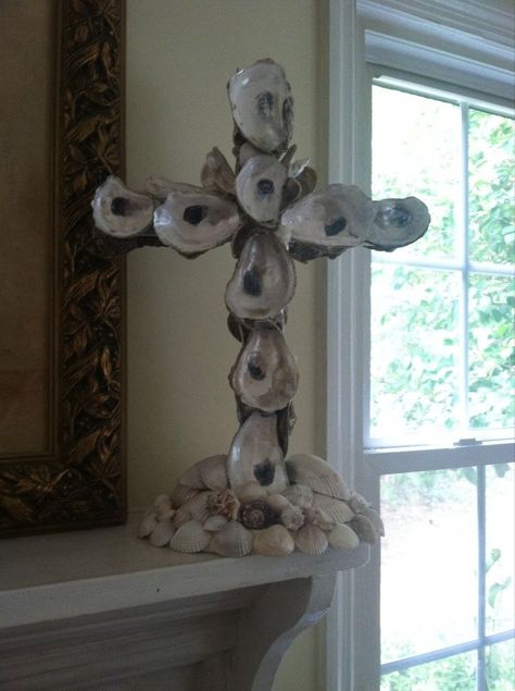 Sea Shell Cross, Oyster Shell Cross, Unusual Crafts, Oyster Shell Candle Holder, Meaningful Crafts, Koala Craft, Oyster Shells Decor, Beachy Crafts, Shell Cross