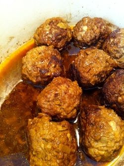 Dutch Meatballs - LONE WOLF CABIN Dutch Meatballs, Dutch Oven Meatballs, Dutch Cuisine, Meatball Dishes, Enamel Dutch Oven, Ground Pork Recipes, Hamburger Meat Recipes, Dutch Oven Recipes, Potluck Dishes