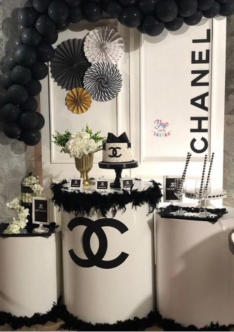 Dior Birthday Theme Party Ideas, Coco Chanel Sweet 16 Party, Channel Birthday Party Ideas, Channel Theme Party Ideas, Prada Themed Birthday Party, Channel Birthday Theme Decorations, Chanel Decorations Party, Chanel Party Theme Decoration, Chanel Theme Party