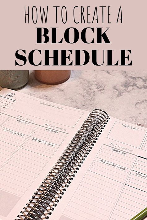 Learn how to create an effective block schedule to manage your household tasks. Links to free printables included in post. #blockschedule #SAHMschedule #howtomakeaschedule #freeprintable Sahm Schedule, How To Use Planner, Block Schedule, Block Scheduling, Schedule Printable, Household Planner, Daily Page, Time Blocking, Nursing Education