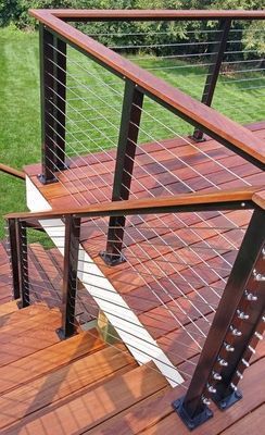 Cable Railing Deck, Deck Remodel, Patio Railing, Deck Railing Design, Metal Railing, Balcony Railing Design, Railings Outdoor, Patio Deck Designs, Wooden Deck