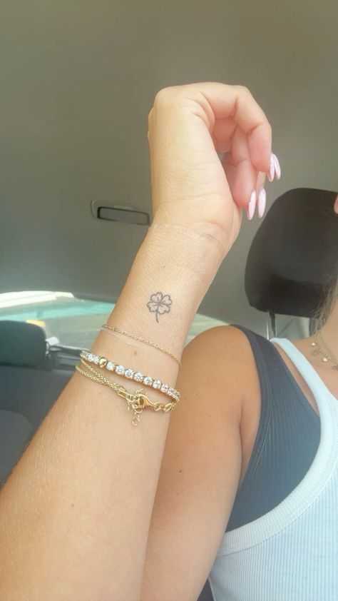 Matching Four Leaf Clover Tattoos, Meaningful Medium Sized Tattoos, 4 Leafed Clover Tattoo, Altimerzers Tattoos, Four Leaf Clover Tattoo Wrist, Simple Claddagh Tattoo, Mini Shamrock Tattoo, Best Placement For Number Tattoos, Luck You Tattoo