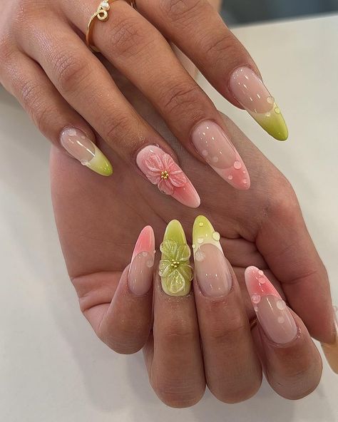 Genteel Nail Salon 🇨🇦 | Spring 🌸🌼🍃 📍We’re located in Bloor West Village near Jane and Runnymede station 🚉 . . #GENTEELnailsalon #slipintosomethinggenteel… | Instagram Spring 3d Nails, 3d Summer Nails Art Designs, Nail Art Crazy, Crazy Cute Nails, 3d Gel Nail Designs, 3d Art Nail Designs, 3d Gel Flower Nails, Swag Nails Designs, Every Nail Different Design