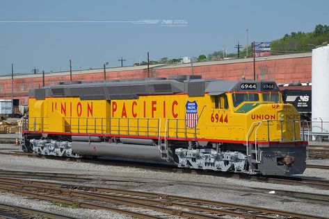 No, this is not North Little Rock, this is Union Pacific DD40X #6944 looking good as new at Norfolk Southern's Juniata Shop in Altoona, Pennsylvania. The big Centennial has undergone a cosmetic restoration, restored into its bright Armour Yellow, and will return to its home for display at the Museum of Transportation in St Louis, Missouri. Altoona Pennsylvania, Union Pacific Train, Train Pics, Train Photos, Rail Train, Southern Heritage, Railroad Pictures, Union Pacific Railroad, Model Train Sets