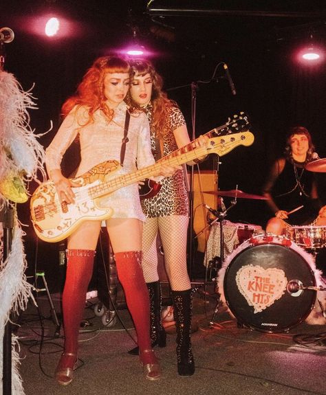 Kittie Band Fashion, 1970s Groupie Fashion, Glam Rock 70s Fashion, 70s Metal Fashion, 60s Alternative Fashion, 60s Punk Fashion, 80s Groupie Aesthetic, 70s Glam Rock Outfit, Classic Rock Aesthetic Outfits