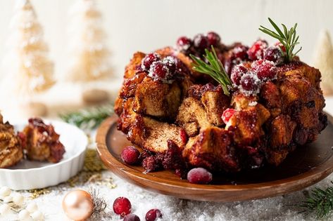 Cranberry-Glazed Monkey Bread Morning Treats, Monkey Bread Recipe, Cranberry Cinnamon, Homemade Dough, Ooey Gooey, Christmas Menu, Monkey Bread, Fresh Cranberries, Organic Sugar