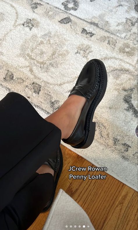 Jcrew rowan penny loafers, black low mules, black loafers, vintage shoes, shoe inspo, vintage loafers Low Loafers, Vintage Loafers, Dressed To The Nines, Shoe Inspo, Black Loafers, Minimal Chic, Classic Chic, Girls Wardrobe, Shoe Closet