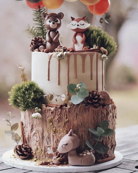 Enchanted Forest Cake, Woodland Theme Cake, Woodland Birthday Cake, Enchanted Forest Birthday, Forest Birthday Party, Forest Baby Showers, Woodland Cake, Forest Birthday, Woodland Birthday Party