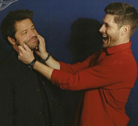 Misha Collins Twitter, Misha Collins Tumblr, Supernatural Jokes, Supernatural Star, Richard Speight, Jensen And Misha, Jensen Ackles Jared Padalecki, Supernatural Destiel, Supernatural Memes