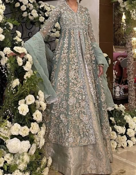 Desi Maxi Dress, Wedding Fits, Desi Fits, Desi Dress, Walima Dress, Desi Wedding Dresses, Latest Bridal Dresses, Stylish Wedding Dresses, Pakistani Wedding Outfits