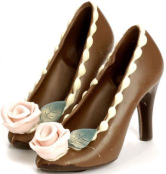 . Chocolate Shoes, Alternative Wedding Cakes, Unusual Wedding Cakes, Chocolate Sculpture, Chocolate Sculptures, Wedding Cake Alternatives, Unusual Weddings, Chocolate Heaven, Chocolate Delight