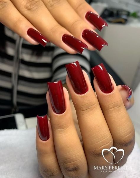 Deep Red Square Nails, Maroon Square Acrylic Nails, Wine Red Square Nails, Super Square Acrylic Nails, Burgundy Square Acrylic Nails, Red Nail Square, Red Short Square Acrylic Nails, Short Dark Red Nails With Design, Fall Nails 2023 Square