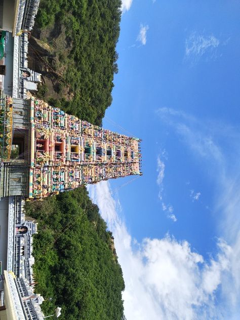 Vijayawada Durga Malleshwara Swamy temple Vijayawada Temple, Vijayawada Kanaka Durga, Durga Temple, India Pic, Hd Cover Photos, Marriage Anniversary, New Mehndi Designs, Indian Architecture, Hindu Temple