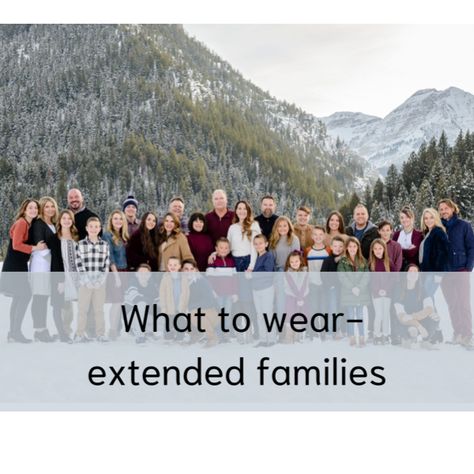 Family Photo Large Group, Black Cream Green Family Photos, Large Group Family Photos Color Scheme, Large Family Photo Outfits Winter, Family Photo Outfits Extended Family, Large Family Photoshoot Outfits, Extended Family Photo Outfits Winter, Extended Family Photoshoot Poses, Large Family Photo Shoot Ideas Colors