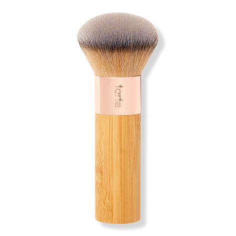 Liquid foundation brush